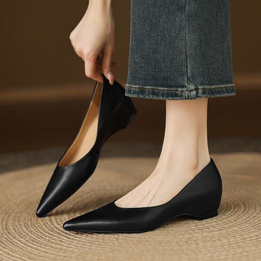 【预售5天】优雅舒适通勤内增高头层牛皮秋季中跟百搭尖头真皮浅口单鞋女DY&11520 商品图4