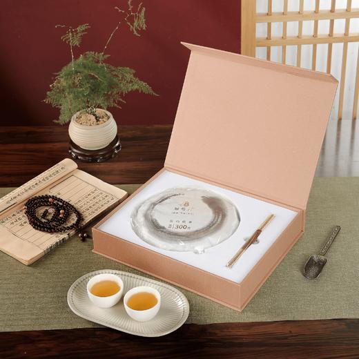 【凤品优选】根号八 高山白茶300g  由非遗传承制茶世家制茶 选自荒野高山茶园   节日伴手礼   陈香醇厚 传统工艺 检测报告  自然生长 甘甜丝滑 越泡越香醇 科学仓储 商品图1