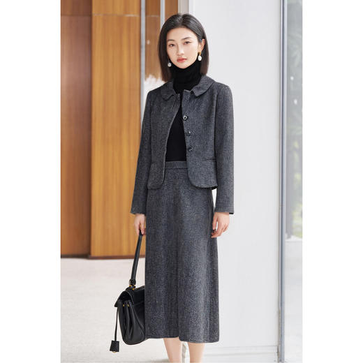 剩S/M/L/XL 【时光套装】米思阳2026春季新款优雅高级感羊毛保暖时尚套装气质收腰外套大摆裙两件套女5253 商品图4