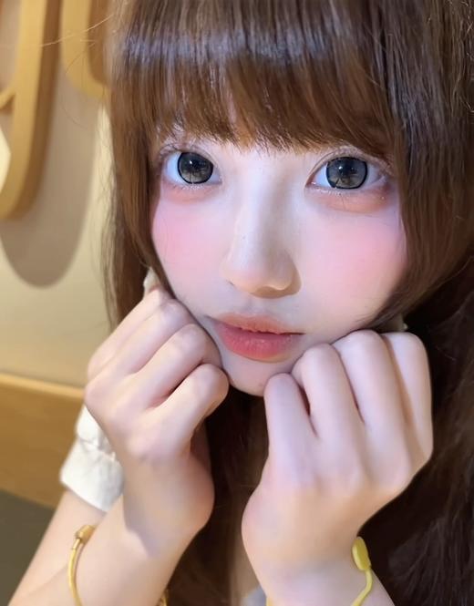 Kikicon旗下 ·黑胶玛瑙&蓝椰拿铁  14.5mm白狮参考着色大直径｜月抛2片 商品图4