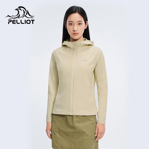 伯希和户外软壳衣女25新款防风防泼水轻量外套高弹耐磨徒步登山服 商品图0