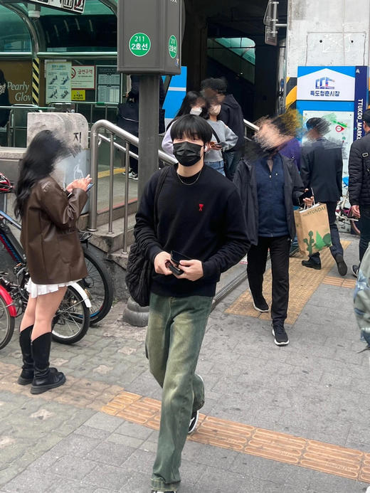 【开放日忙 秒杀价已调 直接拍】​AMI 男女情侣款 红色 小爱心棉质长袖T恤 商品图12