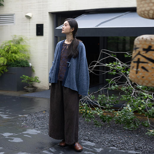 绽放617朵/彩点羊毛纱撞色提花毛织开衫慵懒感V领毛衣外套女秋冬 商品图3