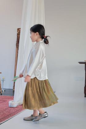2025秋季原创缎面女童中秋限定中式倒大袖复古旗袍上衣！流光百褶半裙！