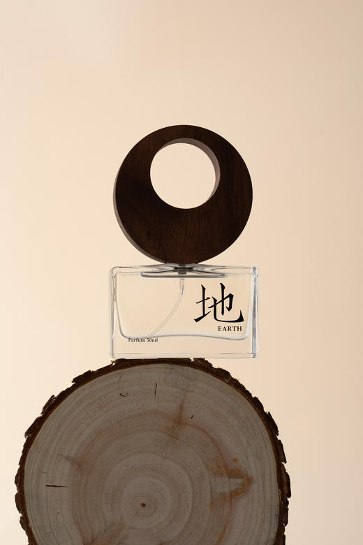 迦闻ZENWOOD浓香精「地」50ml礼盒装 商品图0