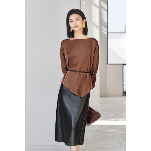 剩M 米思阳2026春季新款复古优雅风圆领收腰衬衫规则下摆气质上衣女3488 商品图3