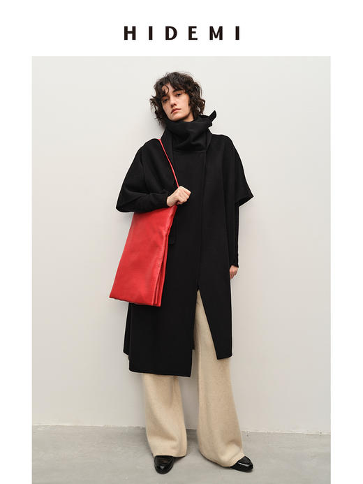 HIDEMI 简约设计感围巾式大廓形斗蓬双面呢大衣 黑色/奶白色 商品图1