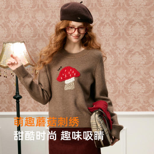 三彩独醒2025冬季新款刺绣毛衣圆领针织衫宽松毛衫套头F 商品图3