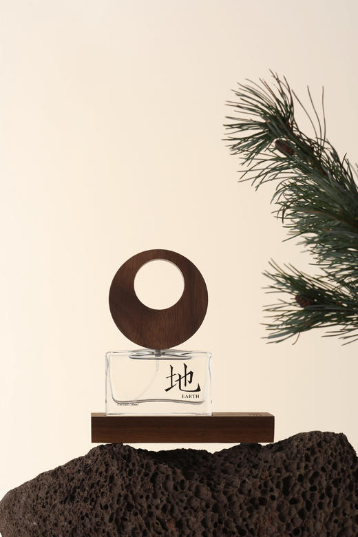 迦闻ZENWOOD浓香精「地」50ml礼盒装 商品图3