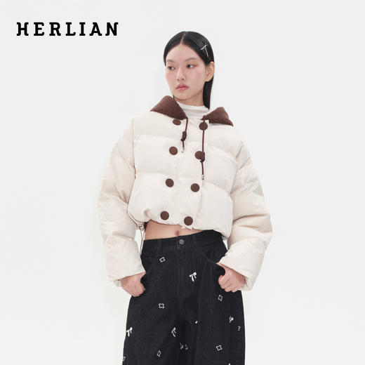 HERLIAN 2025秋季新品女士连帽双排扣短款羽绒外套 商品图0