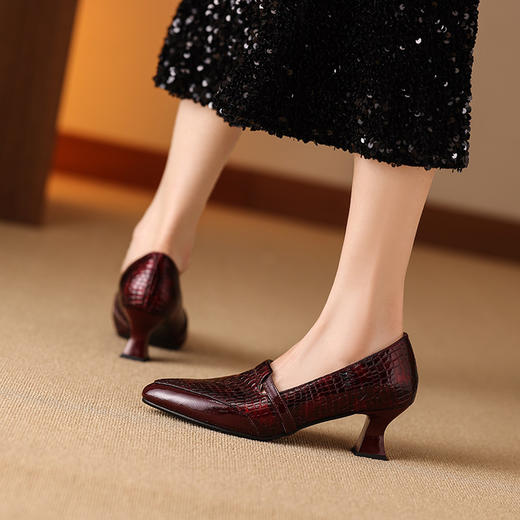 【预售5天】真皮高跟单鞋女春秋新款尖头小皮鞋粗跟时尚优雅百搭女鞋SY&fh506 商品图0