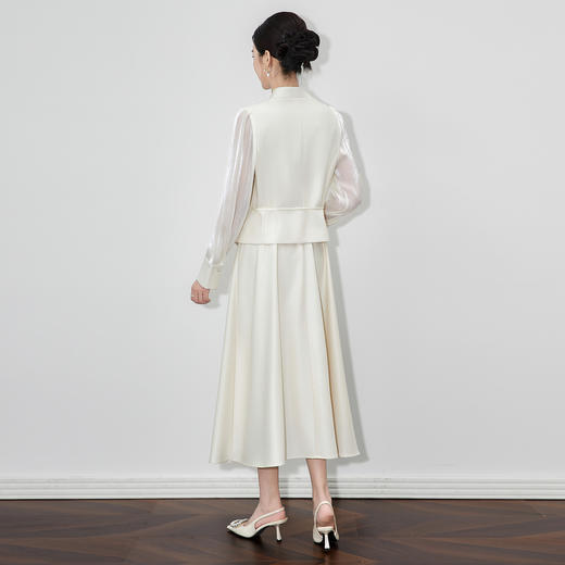 「高货wl」全新升级【铂金会员367/天猫499/差价132】(99119)洛诗琳2025秋季气质立体花朵收腰短外套大摆半身裙两件套 商品图2