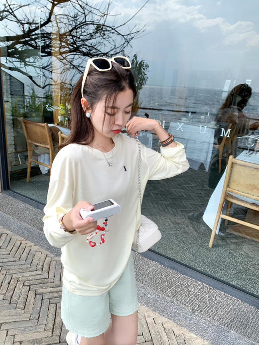 【110元任选2件】最后一波现货！慵懒百搭浅黄色宽松防晒长袖T恤 商品图12