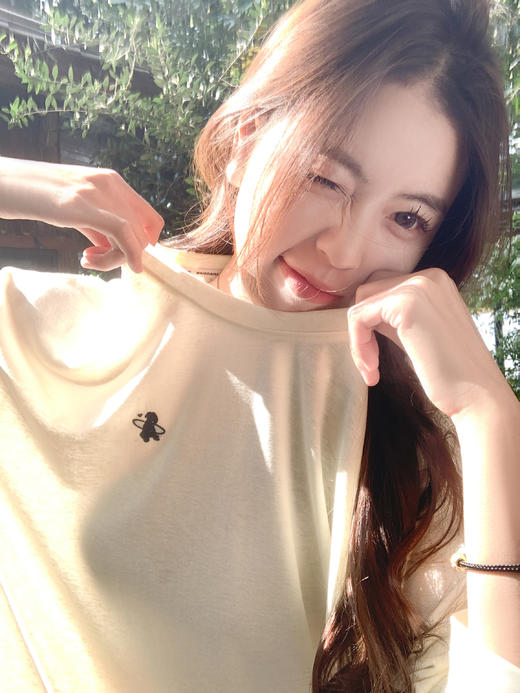 【110元任选2件】最后一波现货！慵懒百搭浅黄色宽松防晒长袖T恤 商品图10