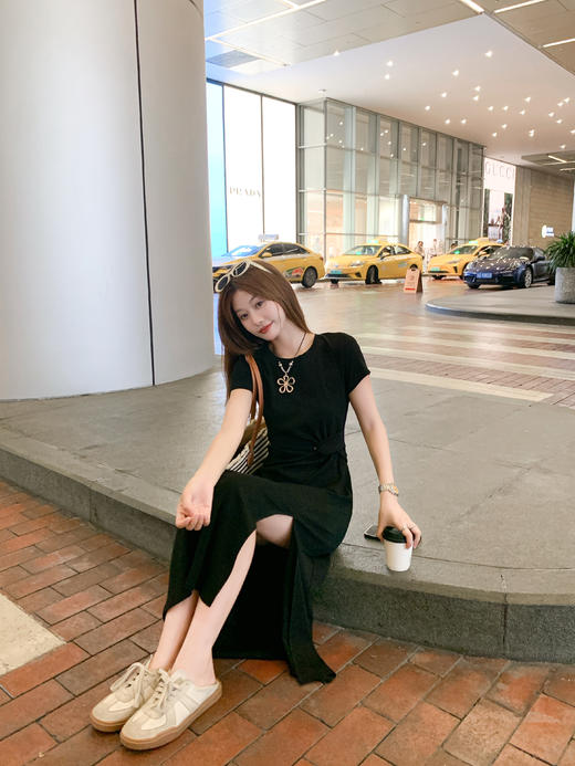 <曾小咸推荐>现货秒杀！微信超特价！设计感扭结收腰显瘦开叉连衣裙 日常159.99 立减80 秒杀79.99！ 商品图11