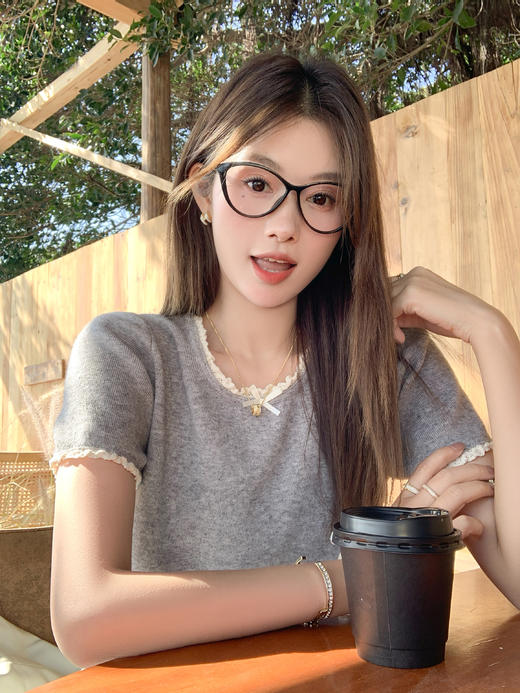 <曾小咸推荐>蕾丝边蝴蝶结拼接短袖针织衫T恤 商品图10