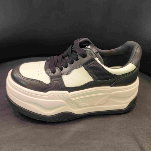 LFGJ凌介女鞋  17925  时尚百搭厚底休闲鞋 商品图1