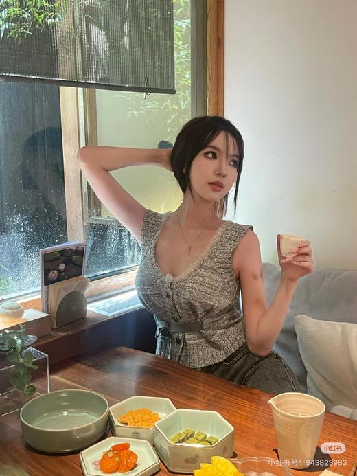 香家 灰色花呢马甲 商品图12