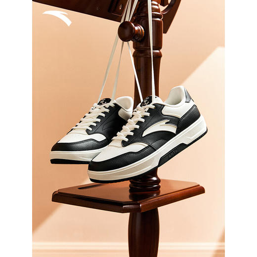 安踏百川女板鞋秋季新款通勤板鞋百搭时尚休闲鞋防滑板鞋122548013 商品图0