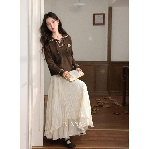 鹿向南「午后裙摆」设计感杏色褶皱半身裙女初秋宽松显瘦A字长裙 商品图3