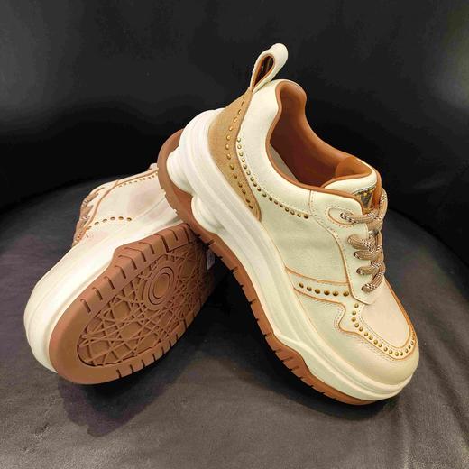 LFGJ凌介女鞋 10121 时尚百搭厚底休闲鞋 商品图3