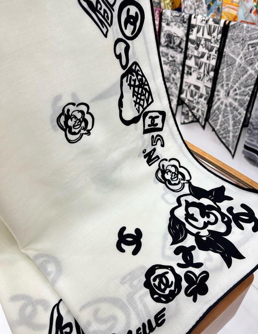 小香 山茶花羊毛蚕丝围巾方巾 商品图6