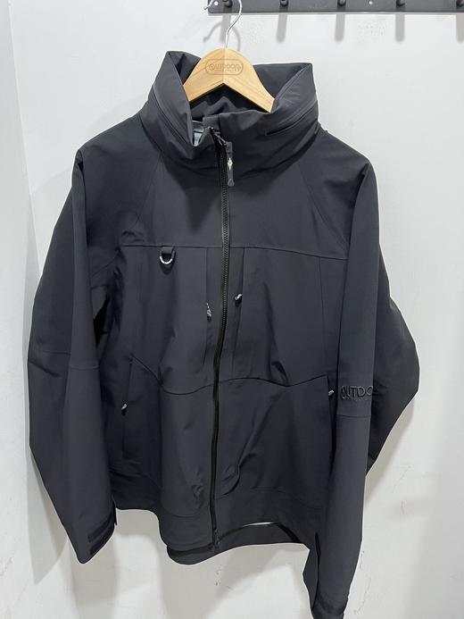 【春上新】【7折】6楼OUTDOOR户外休闲舒适时尚百搭单层冲锋衣吊牌价1999元折后价1399元 商品图4