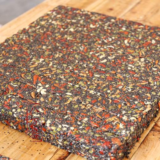 热卖【手作芝麻糕】新鲜制作，一口就包含了多款食材，只用当季黑芝麻，八种食材，香软又养颜，满满的营养坚果和浓郁黑芝麻香，低糖配比，不腻口 商品图5