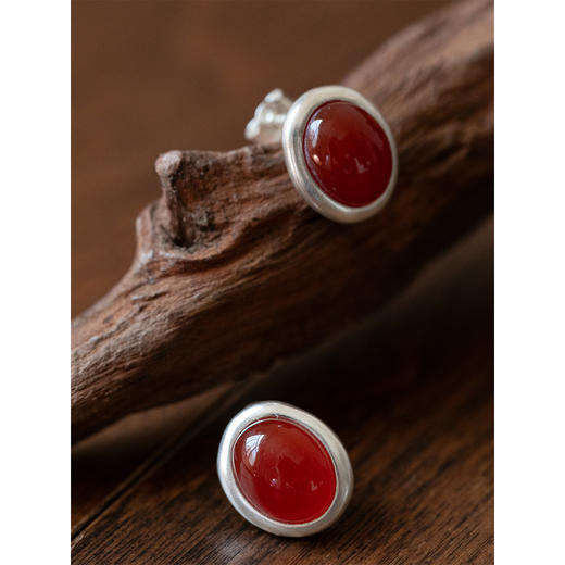 牧衣游 S925银天然红玛瑙耳环 芯莹【不支持会员折】 商品图1