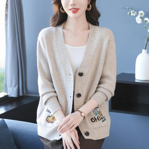 洋气妈妈针织开衫，V领毛衣外套春秋宽松遮肉上衣CC-13-98039 商品图0