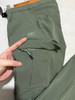 原单正品猛犸象Mammut户外工装长裤，多口袋设计防泼水面料，轻薄透气 四向弹力，两侧大口袋带拉链，后部也有拉链袋，腰围可调节 配套腰带 适合户外徒步登山场景

尺码S-XXL 黑色 绿色 商品缩略图8