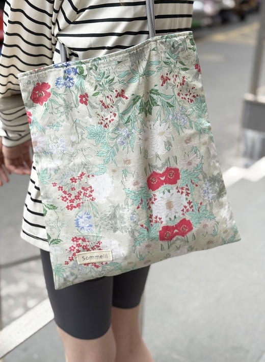 【困妈专属】意大利轻奢Sommeill单肩包✨捡漏收藏级设计款❗绝版买就送mini化妆包❗印花界纯棉鼻祖面料💃优雅的法式风、清新的日系风、甜美的韩风、不羁的美式街头风「一包=四季百搭」 商品图9