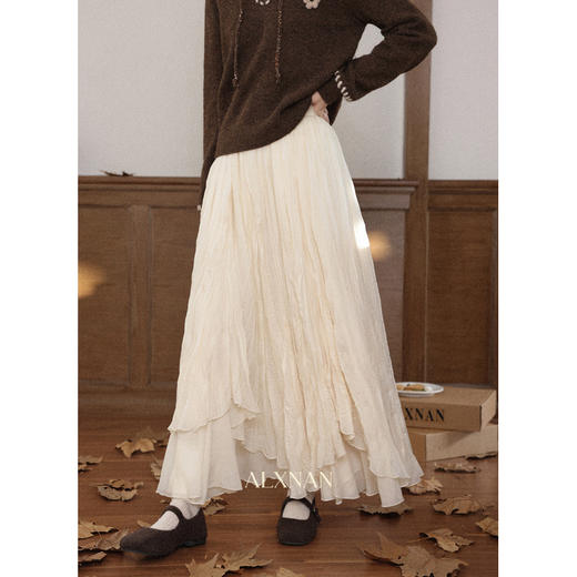 鹿向南「午后裙摆」设计感杏色褶皱半身裙女初秋宽松显瘦A字长裙 商品图0