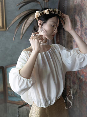 Cortana 25PF 香草色VOILA细褶领真丝上衣