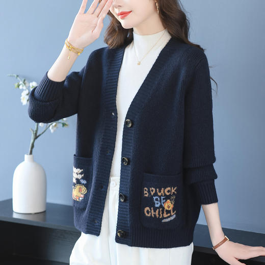 洋气妈妈针织开衫，V领毛衣外套春秋宽松遮肉上衣CC-13-98039 商品图3