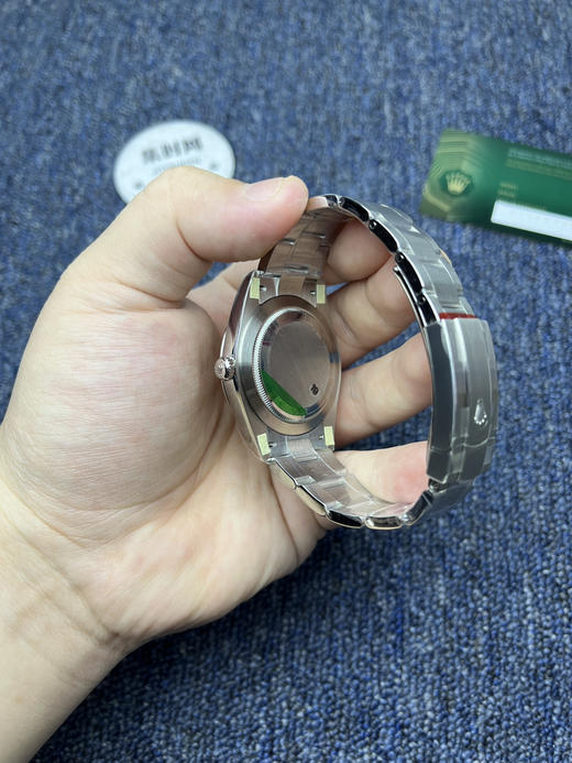 VS劳力士蚝式恒动41系列124300-0004 VS恒动41mm 皮卡丘 VS恒动41 板链 丹东3230机 904L钢 男士腕表 商品图5