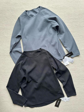 原单正品 Goldwin秋季SOLOTEX华夫格抗菌速干防晒长袖T恤，男女同款，颜色：黑色 灰色
尺码：M～XXL
原价1100