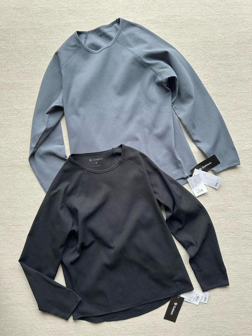 原单正品 Goldwin秋季SOLOTEX华夫格抗菌速干防晒长袖T恤，男女同款，颜色：黑色 灰色
尺码：M～XXL
原价1100 商品图0