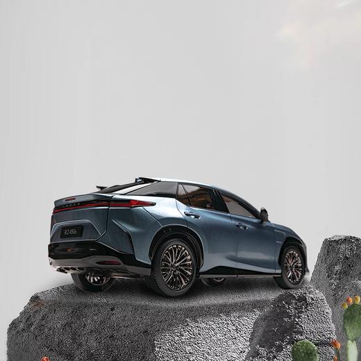 1/18 RZ精制车模，多色可选。 商品图2