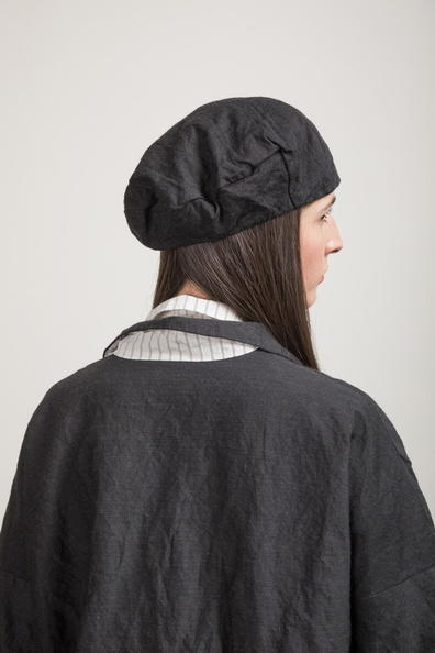 ALBUM DI FAMIGLIA 炭黑INOX质感百搭贝雷帽 商品图0