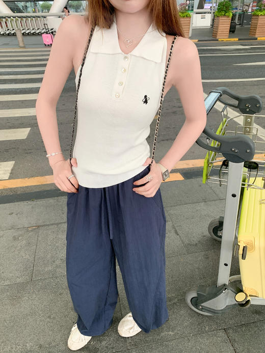 <曾小咸推荐>2色polo领无袖刺绣针织背心 商品图13
