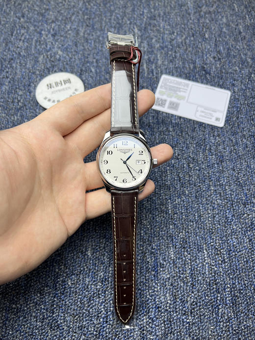 AF浪琴名匠3点历系列 名匠42mm 经典数字面 男士腕表
机芯：搭载改L888.5 商品图0