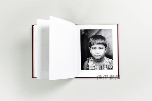 Fazal Sheikh: The Circle / 法扎尔?谢赫：圆圈 商品图2