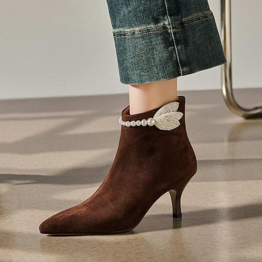 【预售5天】法式珍珠花细跟小短靴女秋冬季新款尖头高跟气质时装靴百搭及踝靴YS&YSX7090 商品图0