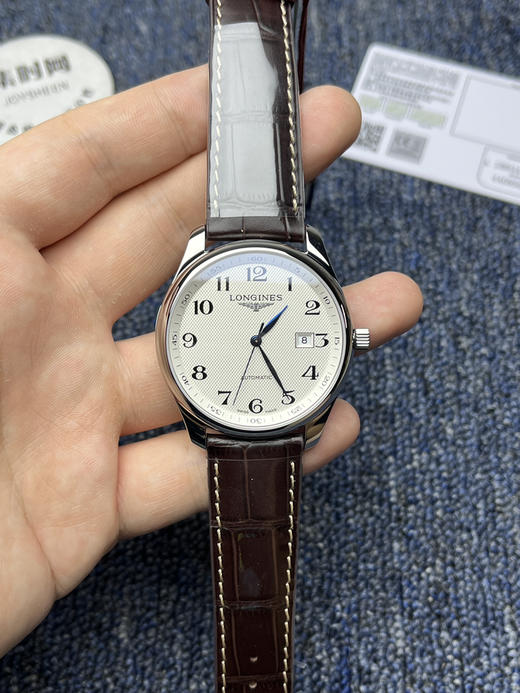 AF浪琴名匠3点历系列 名匠42mm 经典数字面 男士腕表
机芯：搭载改L888.5 商品图1