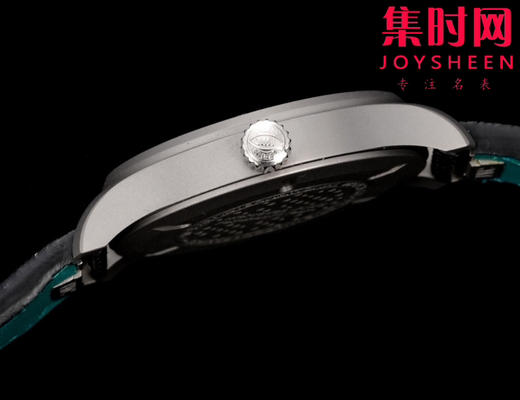 新品重磅来袭 IWC万国 TW飞行员系列 全新马克二十AMG马石油F1车队特别版IW328210/瑞士空中巡逻兵钛金属特别版IW328209 超轻钛金属 男士腕表 商品图5