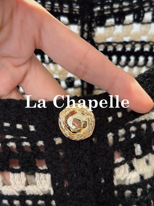 天猫同步【时髦复古】拉夏贝尔/La Chapelle复古小众流苏条纹长袖针织开衫女V领短款毛衣 商品图11