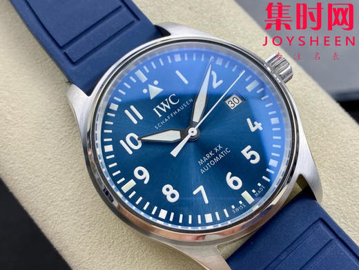 IWC万国 M+飞行员系列IW328203 马克20 马克二十 蓝色盘 男士腕表 表径40mm
机芯：搭载进口9015改Cal.32111 商品图1