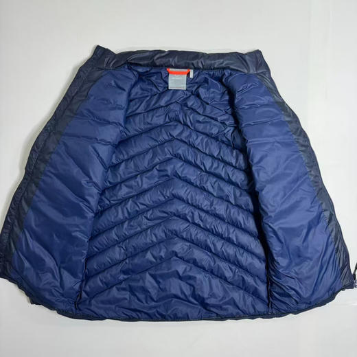 原单正品，新款猛犸象三合一 2.5L冲锋衣➕排骨羽绒内胆。25年秋冬主推款。GTX2.5复合层硬壳，超级柔软

尺码M-XXL 商品图9