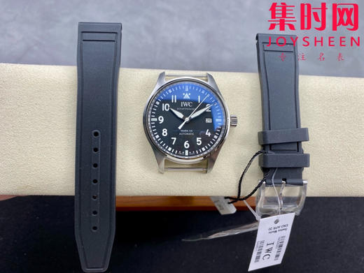 IWC万国 M+飞行员系列IW328201 马克20 马克二十 黑色盘 男士腕表 表径40mm
机芯：搭载进口9015改Cal.32111 商品图8